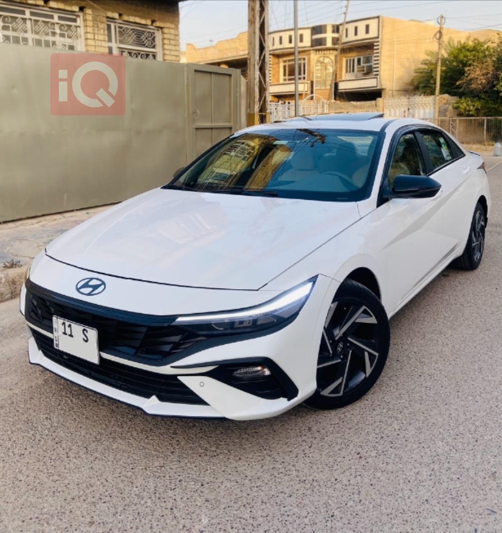 هیوندای ئەلەنترا